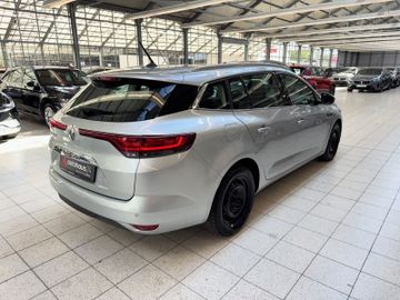 Renault Megane - 5