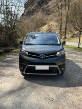 Toyota Proace Verso Family Comfort L1  8-... - gebrauchte Toyota Verso aus dem Jahr 2017
