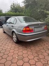 BMW 318 Baureihe 3 Lim. 318i - BMW 318 mit Benzin-Antrieb: Limousine