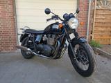 Triumph Bonneville T100 - TRIUMPH BONNEVILLE T100