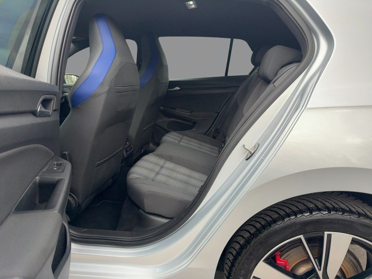 Volkswagen Golf - Bild 10