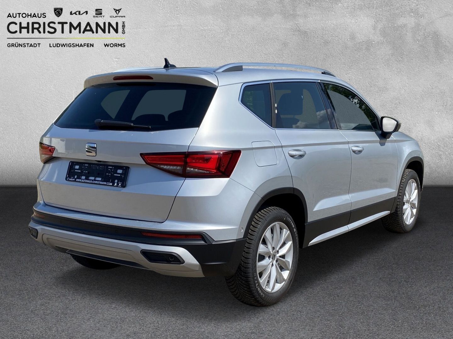 Fahrzeugabbildung SEAT Ateca Xperience 1.5 TSI ACT*NAVI*BEATS*CAM*AHK*
