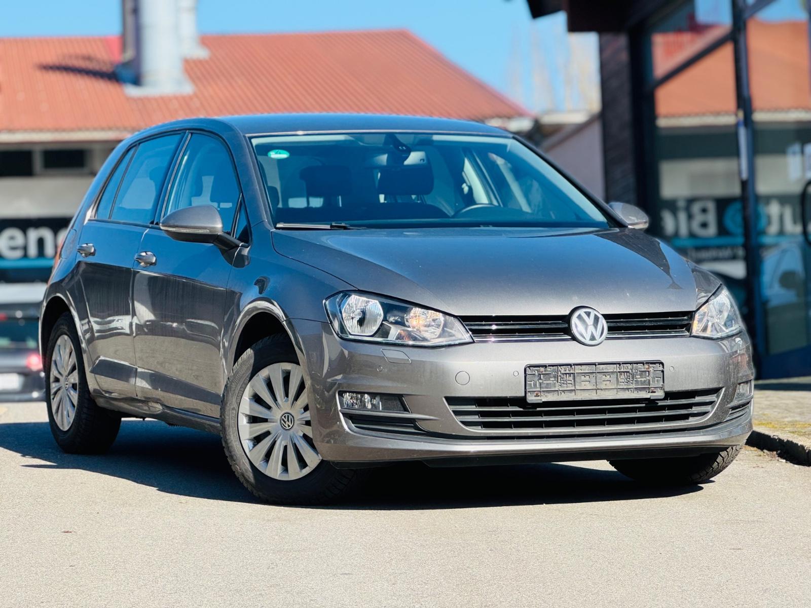 Volkswagen Golf VII Lim. Trendline BMT