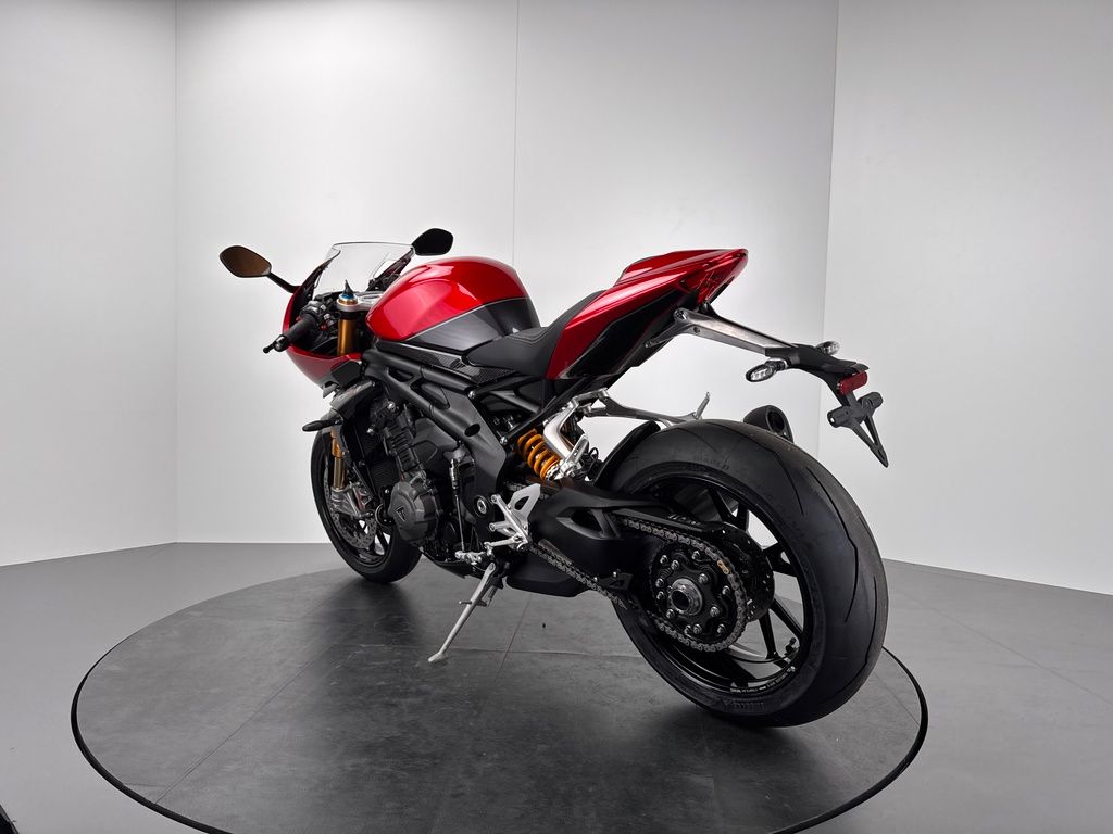 Fahrzeugabbildung Triumph SPEED TRIPLE 1200 RR *NEUFAHRZEUG