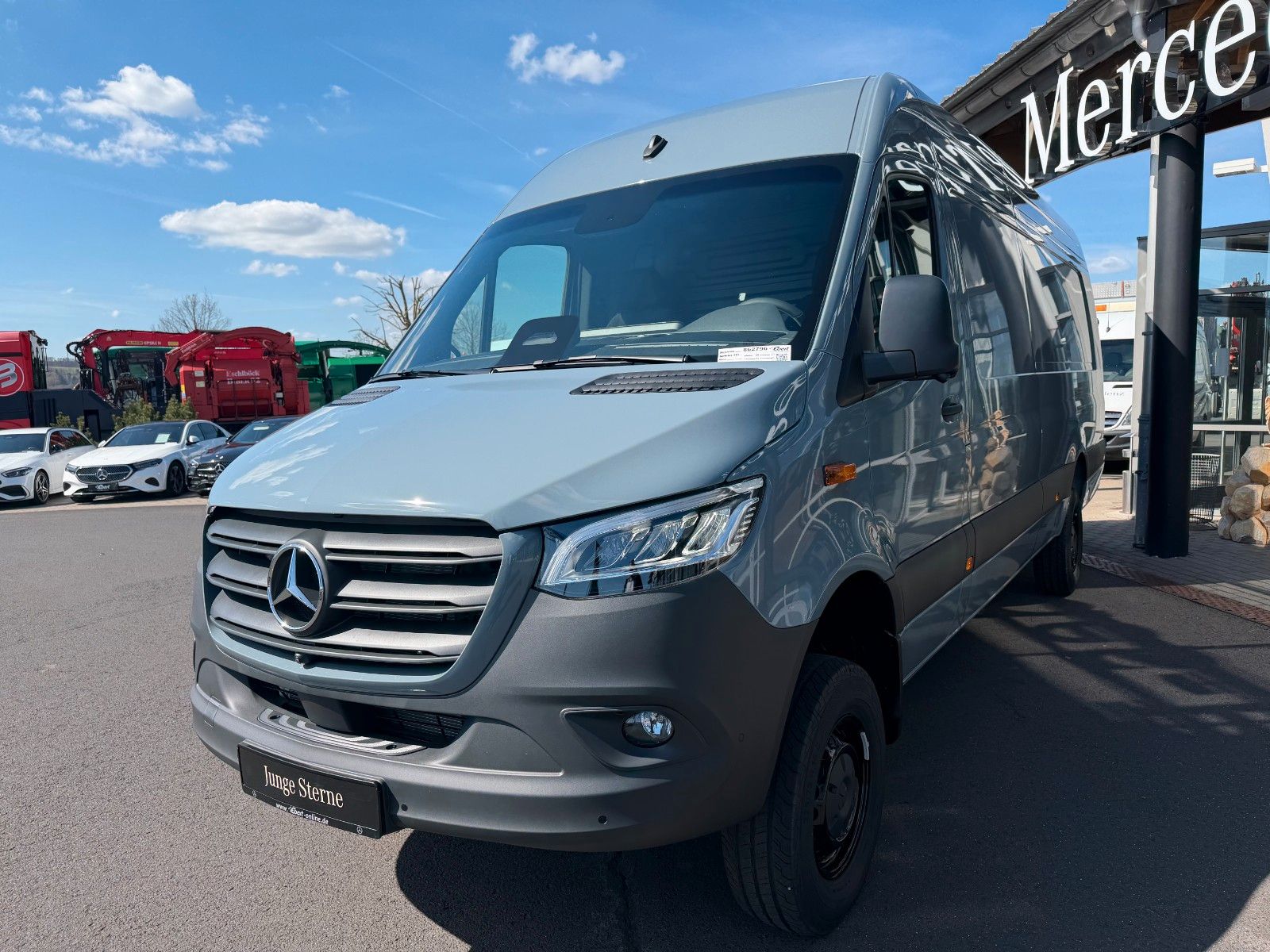 Fahrzeugabbildung Mercedes-Benz Sprinter 419 CDI 4x4 Extralang AHK Stdheiz