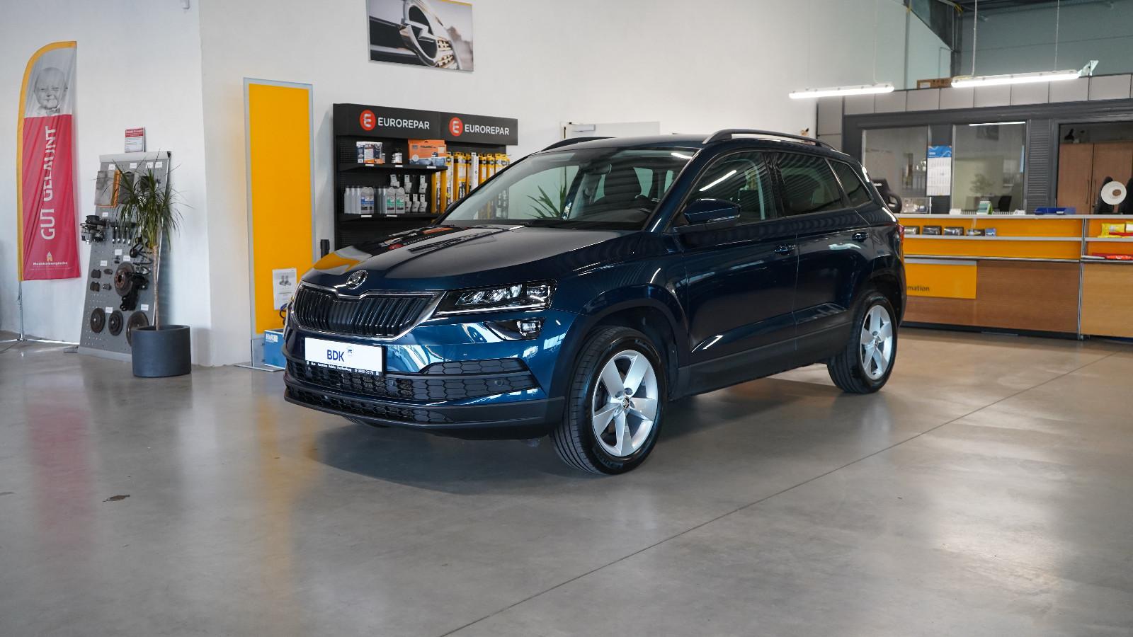 Skoda Karoq Ambition - AHK schwenkb./Kamera/8-fach