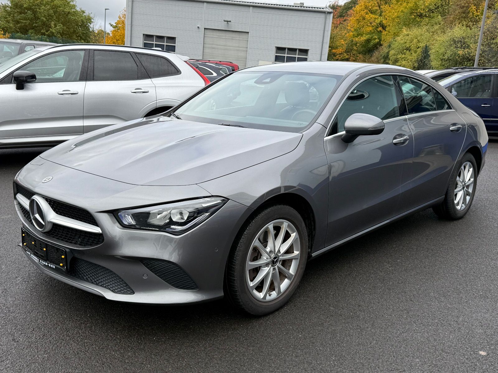 Fahrzeugabbildung Mercedes-Benz CLA 250 e Hybrid Aut DAB GRA Navi LED Kamera SHZ