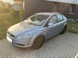 Ford Focus 1,6 Ti-VCT Style  - Ford Focus aus 2007: Style