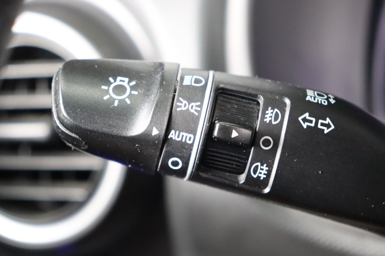 Fahrzeugabbildung Hyundai Kona Sport 4WD * HUD + RFK * LED