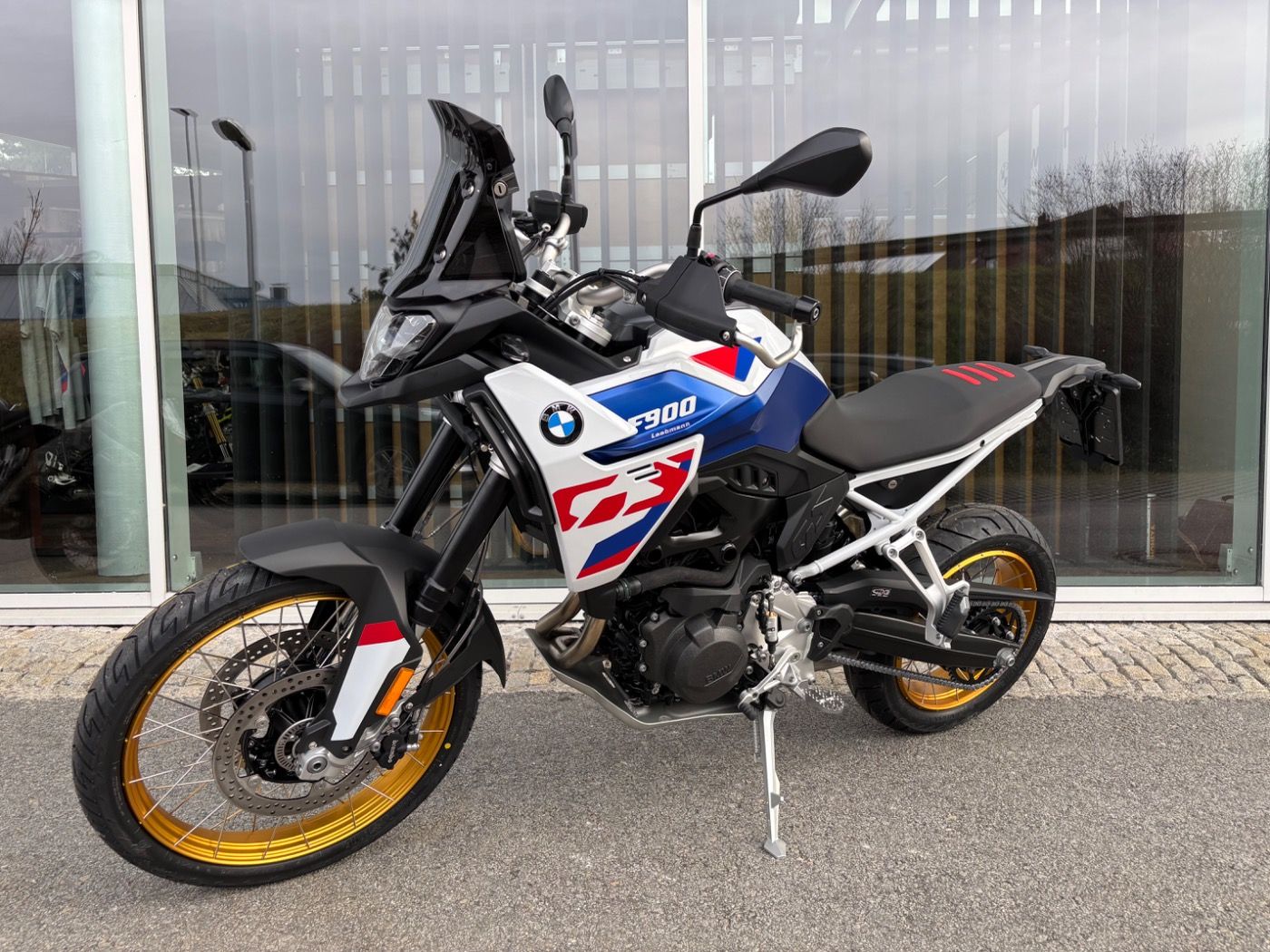 Fahrzeugabbildung BMW F 900 GS Trophy Dynamik-Paket