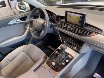 Audi A6 Avant 2.8 FSI quattro *NAVI*BI-XENON*ACC*PDC*