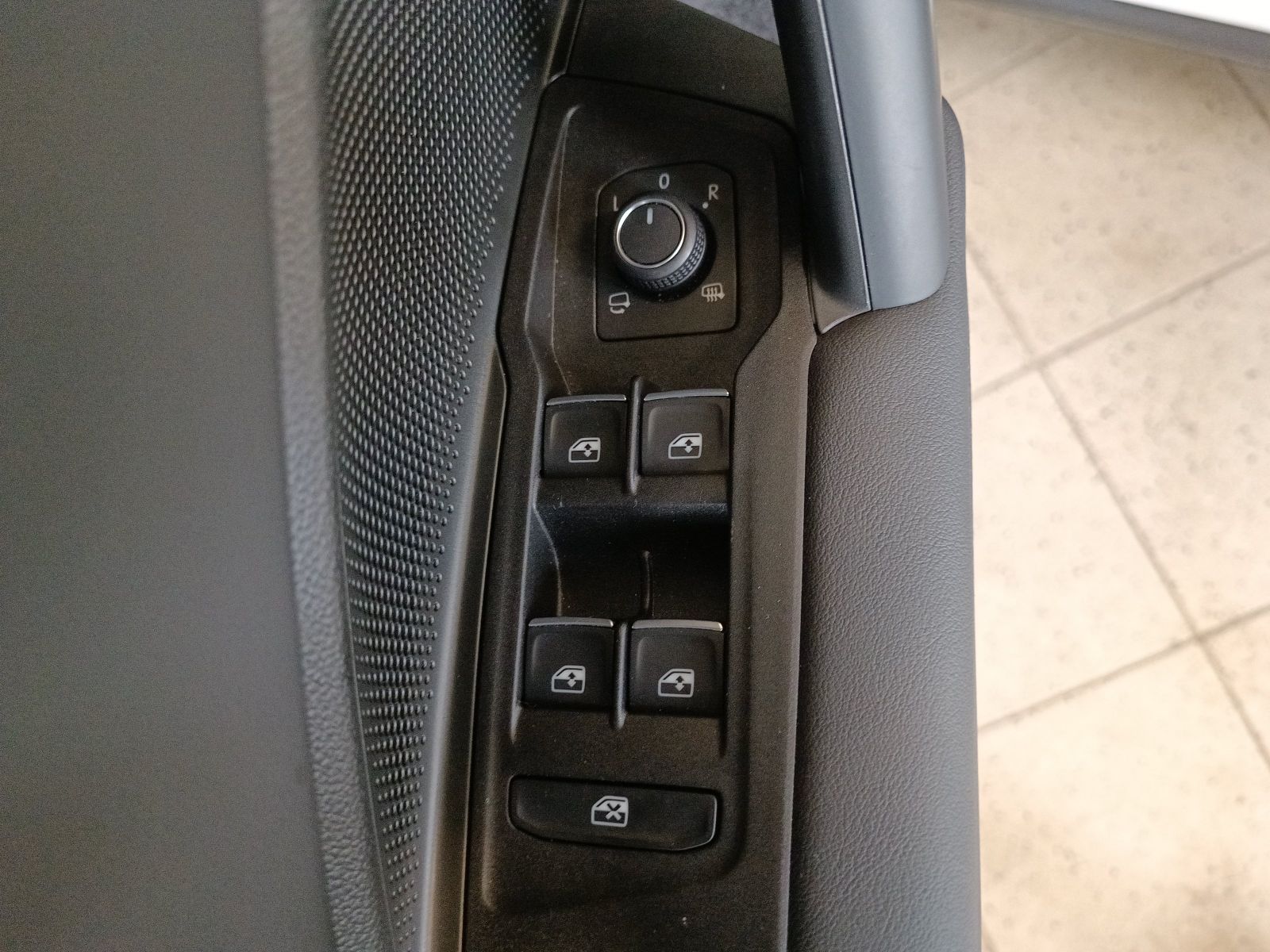 Volkswagen Tiguan - Bild 16