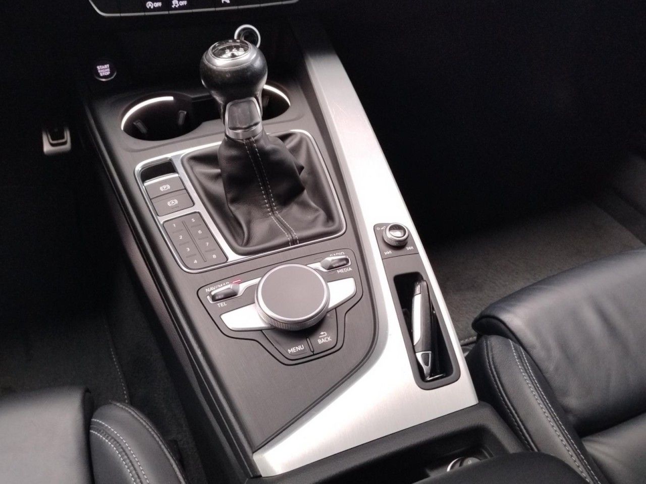 A4 Avant sport 2.0 TDI Klima Xenon Navi Leder