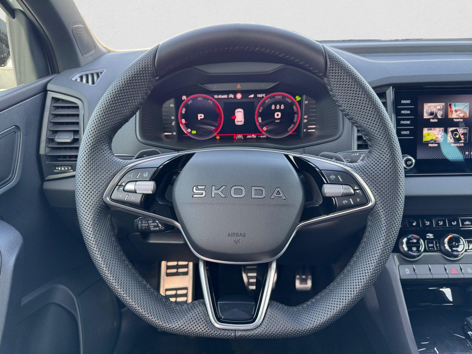 Skoda Karoq Sportline TDI DSG|AHK|SHZ|ACC|PDC