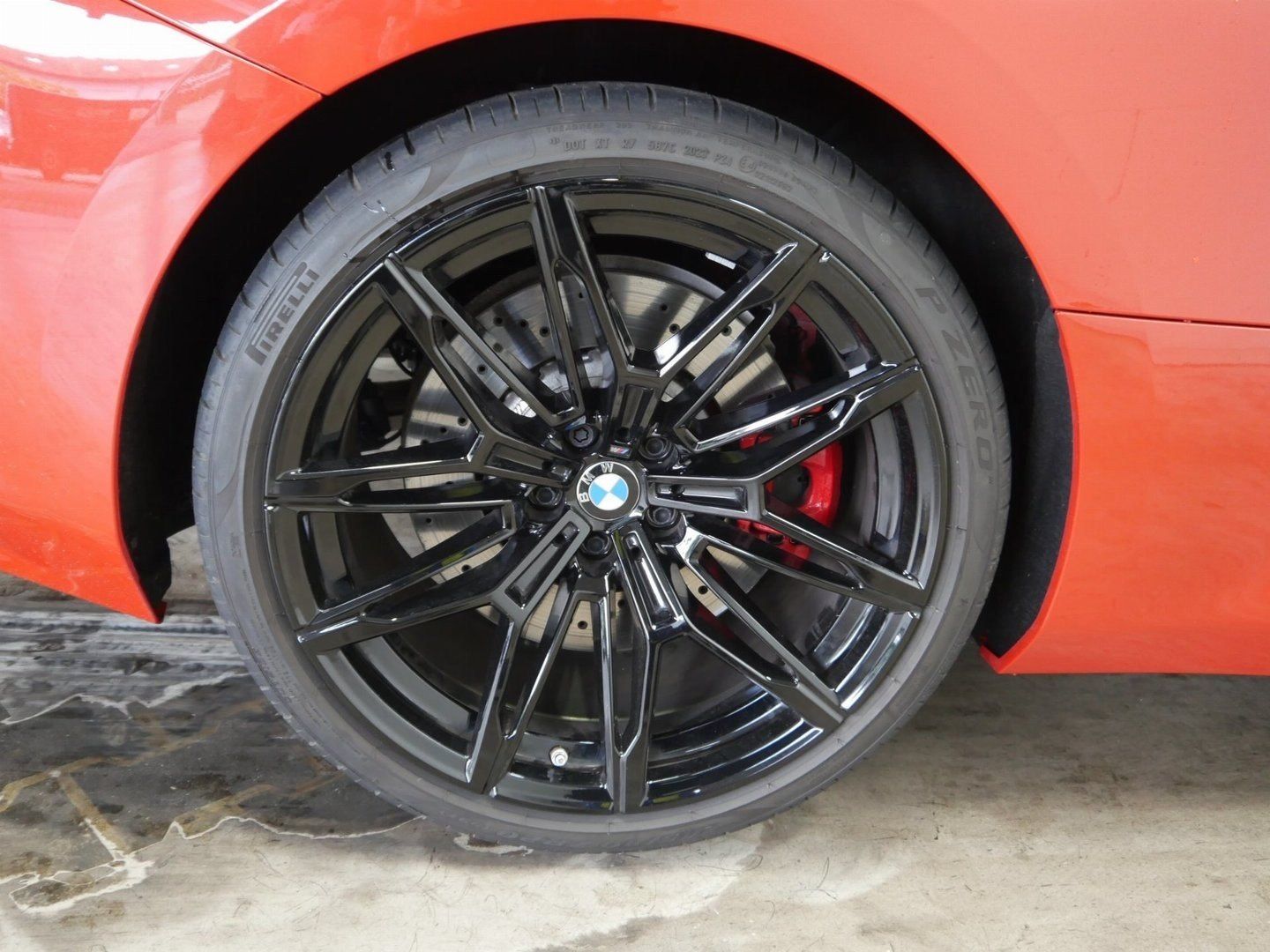 Fahrzeugabbildung BMW M2 Coupé | M Carbondach | HK Surround System | M