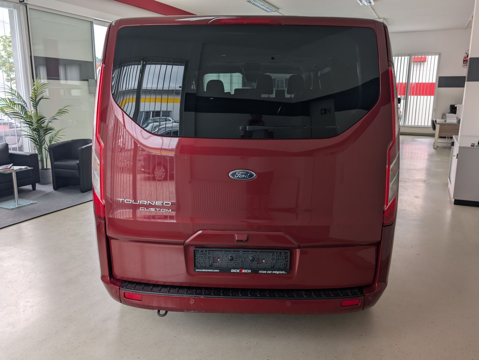 Fahrzeugabbildung Ford Tourneo Custom 320 L2LEDER KAM LED ZHZ 2x KLIMA