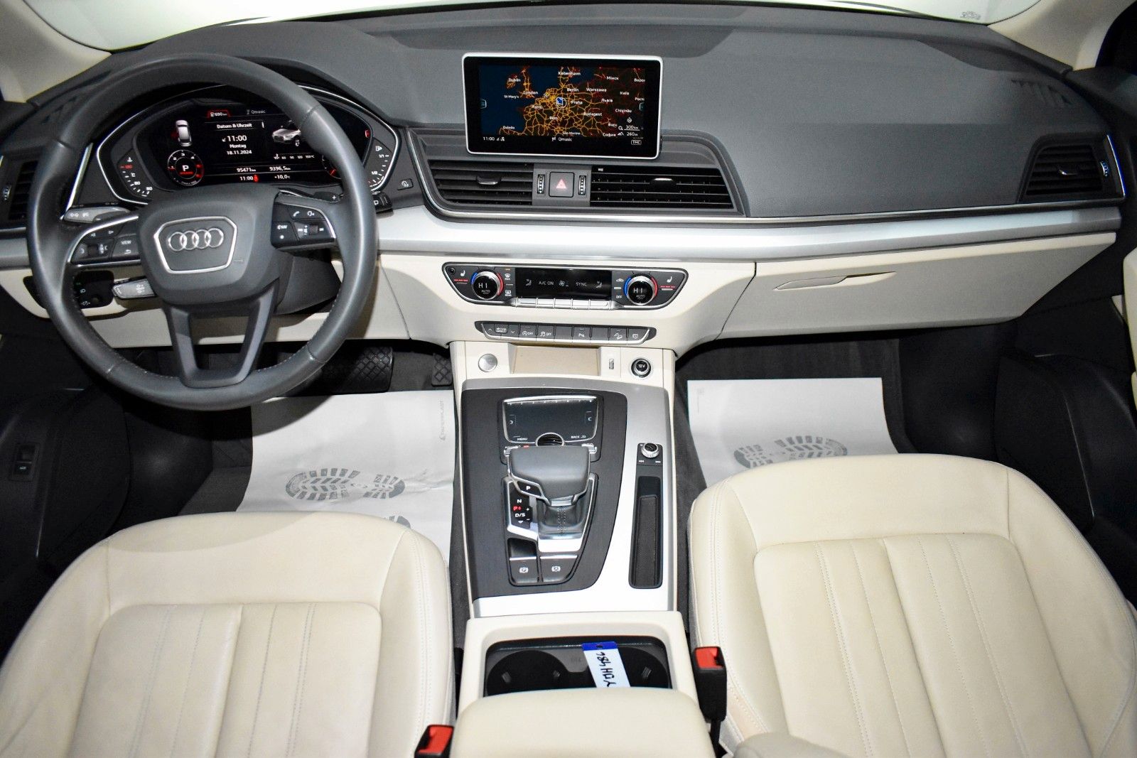 Fahrzeugabbildung Audi Q5 35 TDI,Leder,Navi,LED,SH,PDC,DAB,Panorama