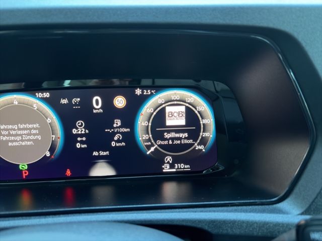 Fahrzeugabbildung Volkswagen Caddy MAXI Life 1,5 TSI DSG Rollstuhlrampe