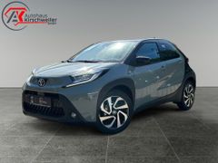 TOYOTA Aygo X Teamplayer