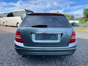 Mercedes C 200 - 5