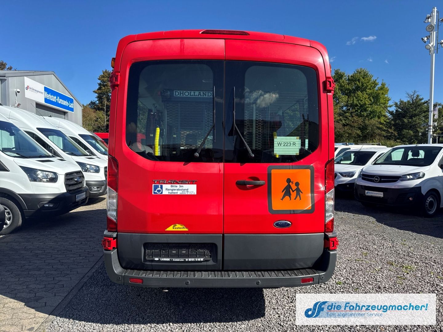 Fahrzeugabbildung Ford Transit Kombi 350 L3 2.2 TDCi DPF *3250