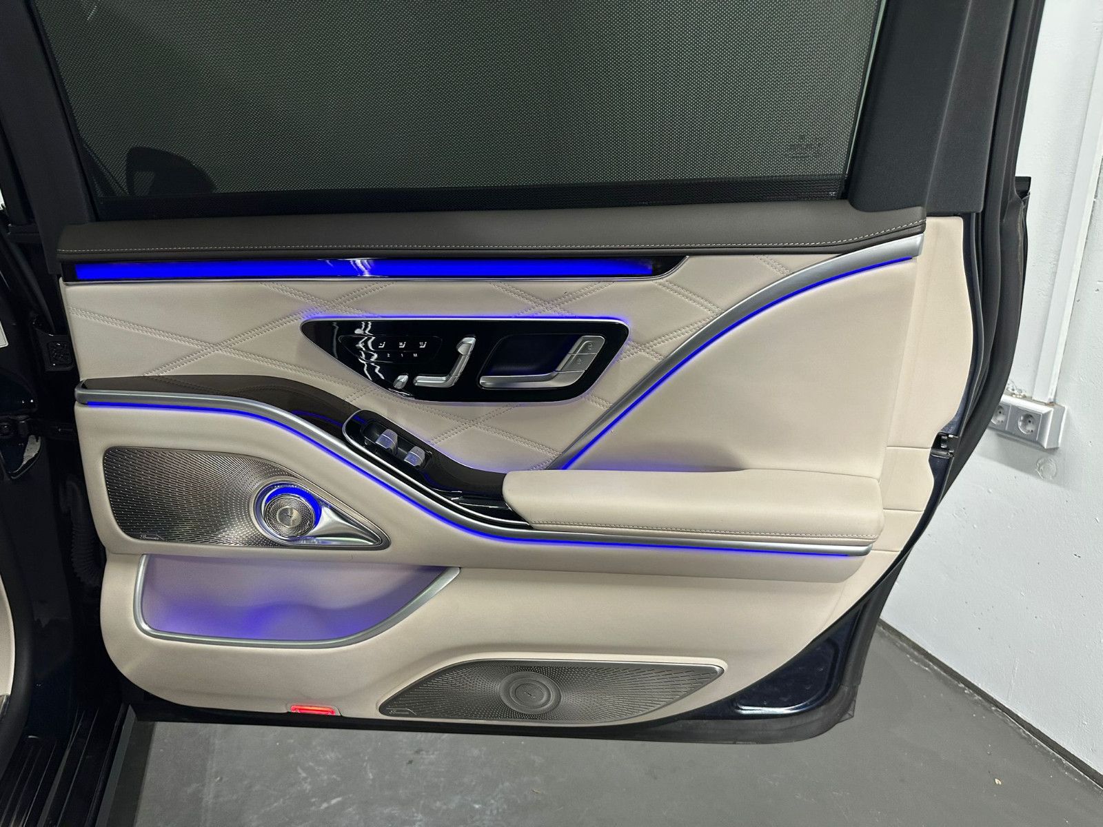 Fahrzeugabbildung Mercedes-Benz S 680 Maybach 4MATIC *PANO*Klapptisch*FIRSTCLASS