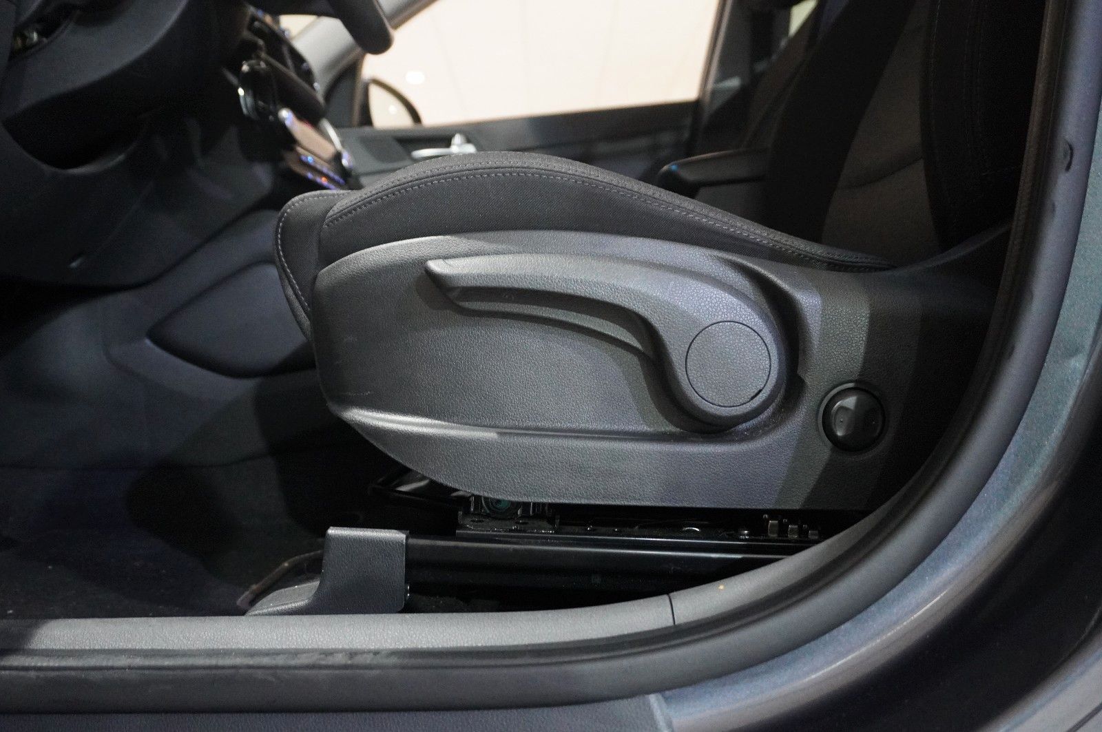 Fahrzeugabbildung Hyundai Tucson 1.6 T-GDI TREND AUTO. NAVI/LED/KAMERA/SHZ