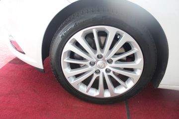 Opel Insignia - 12
