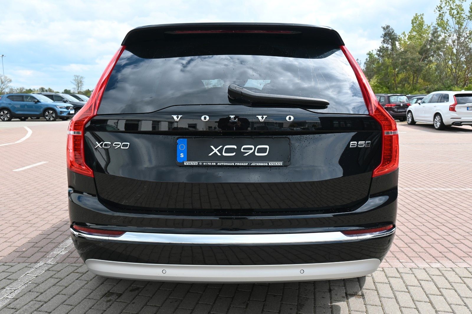 Fahrzeugabbildung Volvo XC90 B5D AWD Inscription*LUFT*STDHZG*360*AHK*ACC