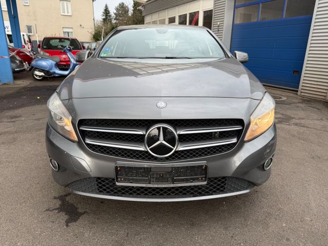 Mercedes-Benz A 180 Style  BlueEfficiency *NeuesModell,Navi,*