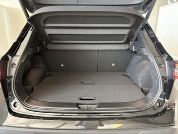 Fotografie des Nissan Qashqai 1.3 DIG-T 4x4 MHEV Xtronic N-Connecta (J
