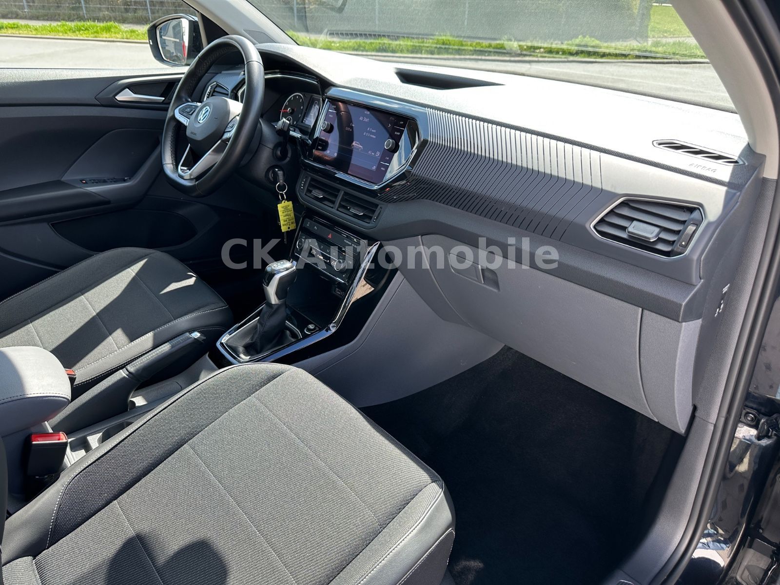 Fahrzeugabbildung Volkswagen T-Cross 1.0 TSI Style Highline DSG/LED/ACC/PDC