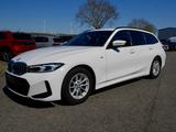 BMW 320i Touring"M-Sport"Head Up+Adaptiver LED+Kam. - BMW 320 Jahreswagen: Kombi