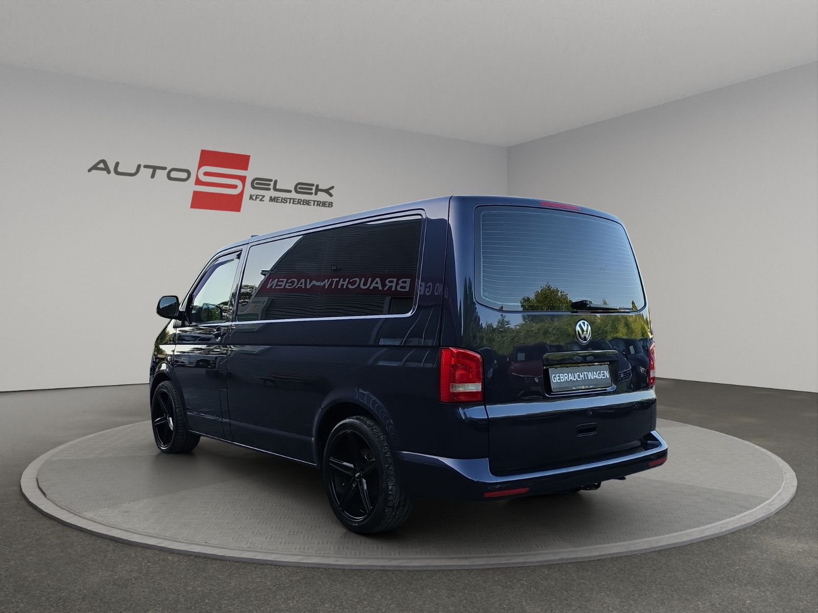 Fahrzeugabbildung Volkswagen T5 Transporter Bus Caravelle Trendline Aus 1Hand