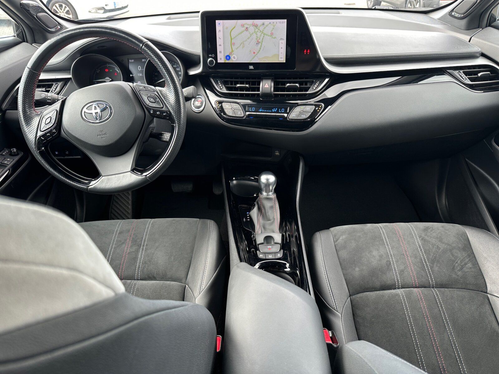 Fahrzeugabbildung Toyota 2.0 Hybrid GR Black Edition Navigation Navi