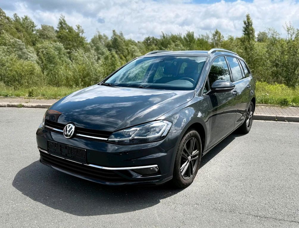 Image of Volkswagen Golf