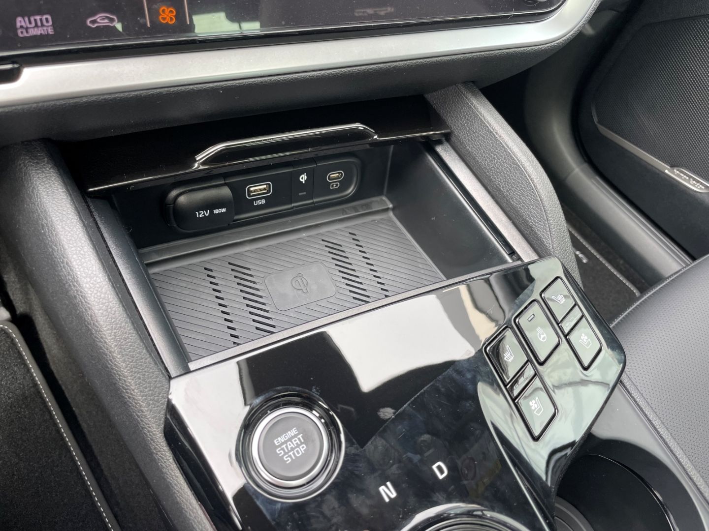 Fahrzeugabbildung Kia Sportage GT-Line Plug-in Hybrid 4WD LED Memory