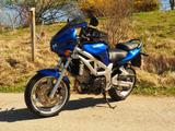 Suzuki SV 650 S - SUZUKI 2002 SV650S