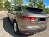 Jaguar F-Pace Digitales Display, Automatik,Leder - gebrauchte Jaguar F-Pace aus dem Jahr 2017