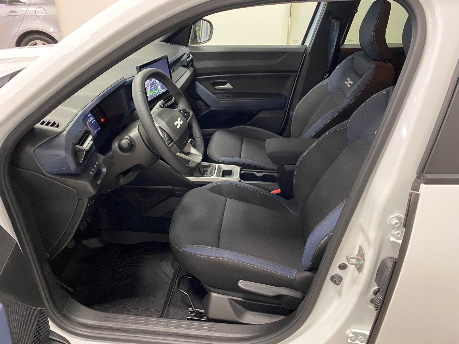 Fahrzeugabbildung Dacia Duster TCe 130 Journey+NAVI+KAMERA+18"+GARANTIE+
