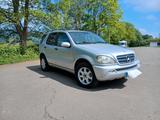 Mercedes-Benz ML 270 CDI - - gebrauchte Mercedes-Benz ML-Klasse aus dem Jahr 2002
