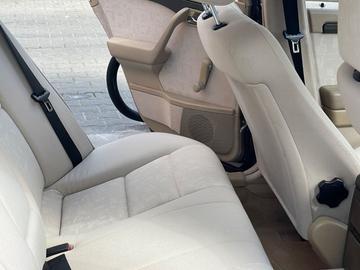 صورة 4 لـ 1996 Mercedes-BENZ C 180