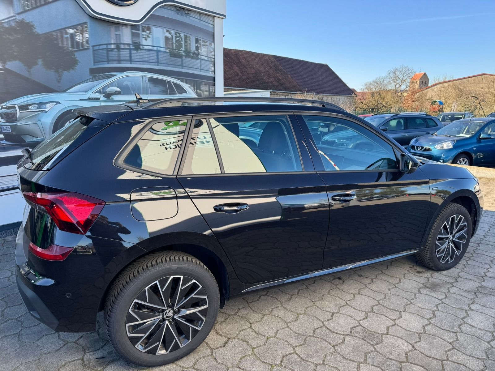Fahrzeugabbildung SKODA Kamiq DSG*RFK*Matrix*NAVI*eHeck*Allwetter
