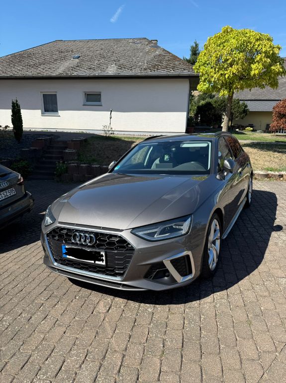 Image of Audi A4