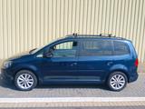 Volkswagen Touran 1.2 TSI Highline BlueMotion Technolog... - Volkswagen Touran aus 2011: Bluemotion