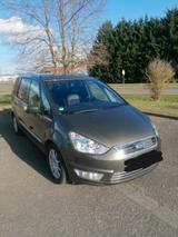 Ford Galaxy 2,0 TDCi 120kW DPF Titanium Vollausstattu - Ford Galaxy aus 2010: Titanium