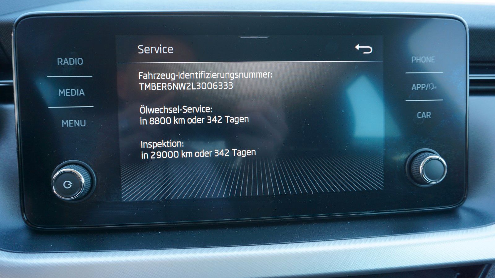 Fahrzeugabbildung SKODA Scala Ambition, Kamera, Navi, CarPlay, AHK