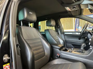 MYAUTOCENTER – Gebraucht- und Jahreswagen mit Werkstattservice in Pfaffenhofen Volkswagen Touareg V6 TDI BMT *R-Line*AHK*PANO*BI-XENON*