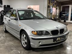 Fahrzeugabbildung BMW 316i Lim. / 2. Hand Navi Xenon Sitzheizung Tempo