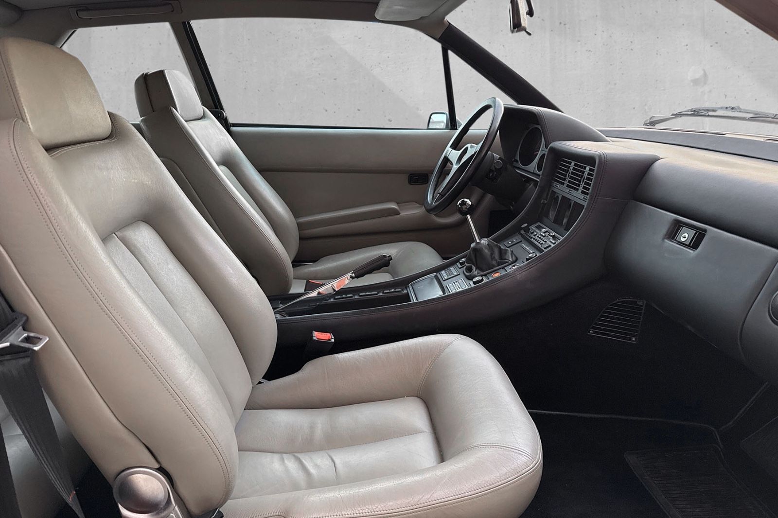 Fahrzeugabbildung Ferrari 412 GT*Manual*Schalter*Dt. Auto*